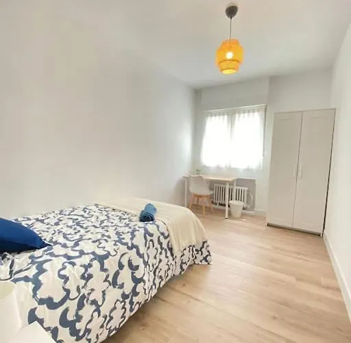 Precioso Piso En Deusto شقة بلباو